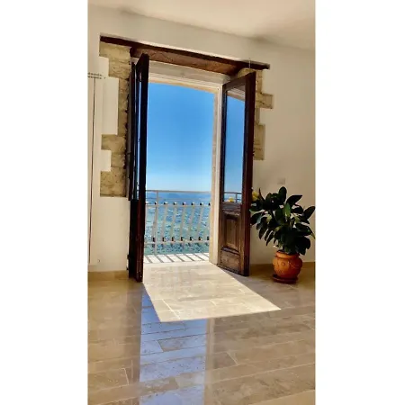 Holiday home Captivating House In Palmoli Sleeps 2 Plus 2